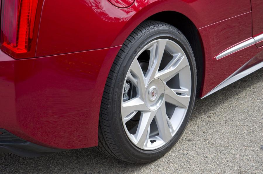  Cadillac ELR 2014 года  (фото 101 из 120)